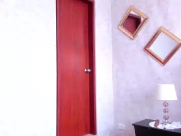 Andreaxhange from Chaturbate