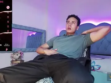 andrew_thomas_ from Chaturbate is Freechat