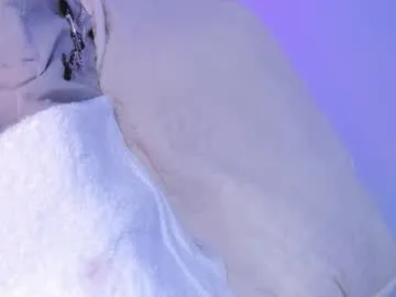 Aniiieee_x from Chaturbate