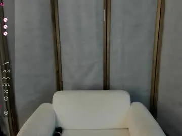 Annagrees1 from Chaturbate