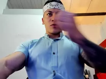 Aquiles_51 from Chaturbate