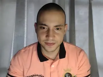 Armando_2002 from Chaturbate