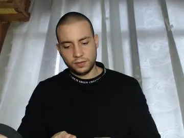 Armando_2002 from Chaturbate