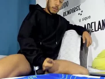 aronxx_ from Chaturbate is Freechat
