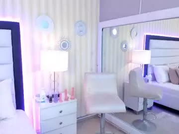 Ashleyroberh from Chaturbate