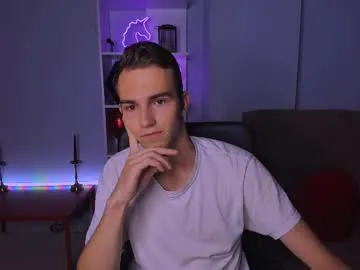 astren_villo from Chaturbate is Freechat