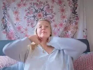 Barbiegirl966 from Chaturbate