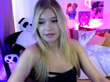 Battymelody from Chaturbate