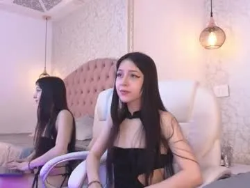 Bella_kitty_ from Chaturbate