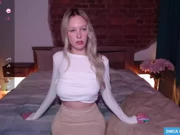 Bellean_blare from Chaturbate