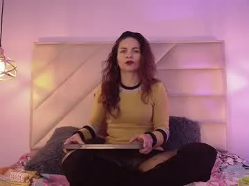 Biancaluxx1 from Chaturbate