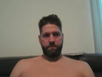 Bubblebee1982 from Chaturbate