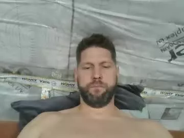 Bubblebee1982 from Chaturbate