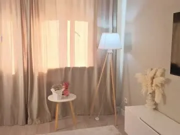 Caramel_bella from Chaturbate
