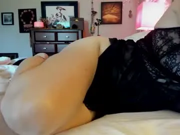 Catnips_cabaret from Chaturbate