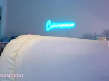 Ccinnamon from Chaturbate