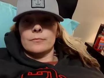 Cj_wunderlust from Chaturbate