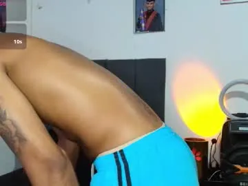 Colinlatinbrown from Chaturbate