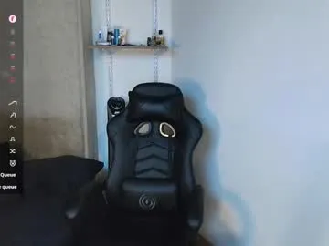 Colombianmuscle8 from Chaturbate