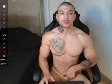 Colombianmuscle8 from Chaturbate