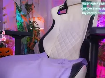 crazy__wine from Chaturbate is Freechat