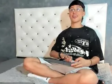 Daddy_darcks from Chaturbate