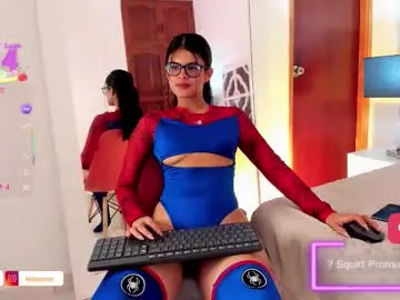 Dapnne_ from Chaturbate