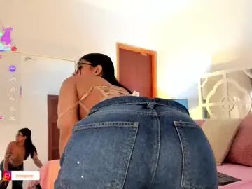 Dapnne_ from Chaturbate