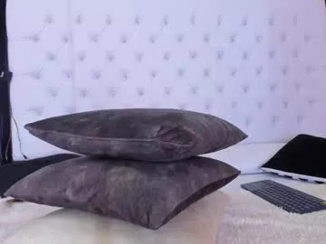 Denny_zeans from Chaturbate