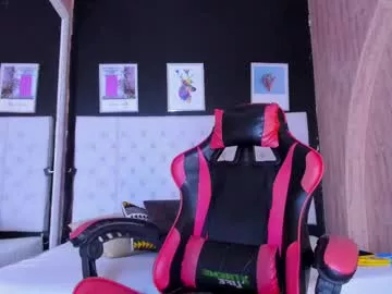 Denny_zeans from Chaturbate