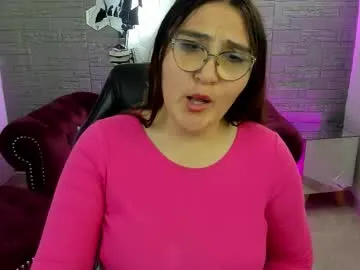 Diamondfox_m from Chaturbate