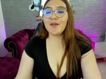 Diamondfox_m from Chaturbate