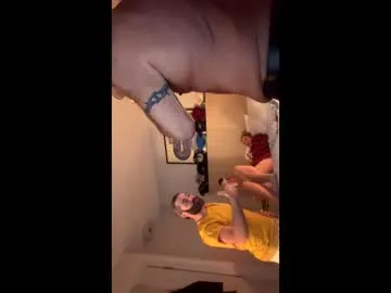 Girls: try live performances with matured performers, from dancing to quirks, in a variety of beautiful sex cams.