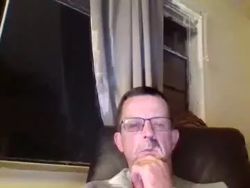 Dwhitey4u from Chaturbate