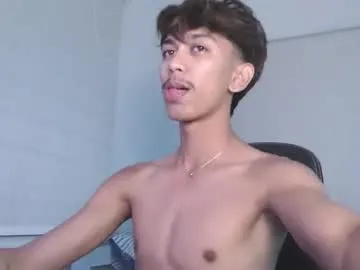 Ebony_fuckboy from Chaturbate