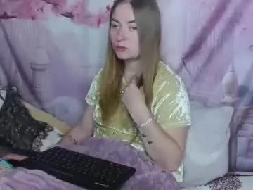 Elena_maeer from Chaturbate