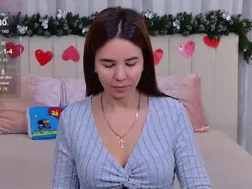 ellaander from Chaturbate