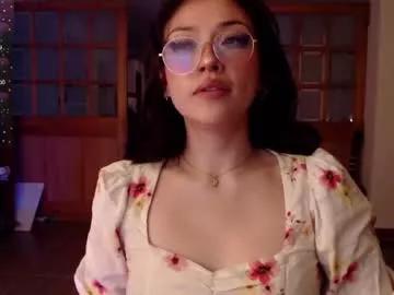 elly_uwuw from Chaturbate
