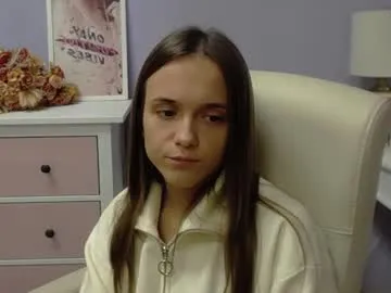 Emilly_lust99 from Chaturbate