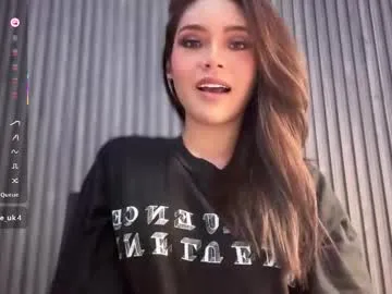 Enchatressdixie from Chaturbate