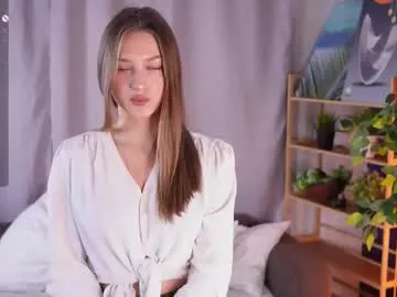 Erleneash from Chaturbate