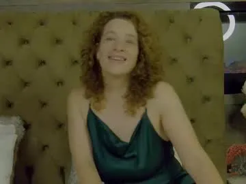 Evehamilton from Chaturbate