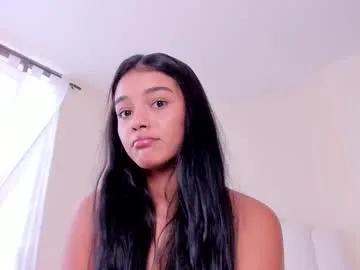 Evelyn_coelloo from Chaturbate