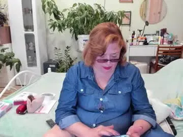 Flowerlover8 from Chaturbate