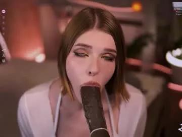 fluffyellie from Chaturbate is Freechat