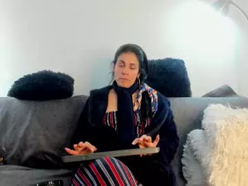 Girasol_walton from Chaturbate