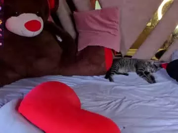 Giselreyes1 from Chaturbate