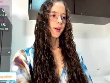 Girls: try live performances with matured performers, from dancing to quirks, in a variety of beautiful sex cams.