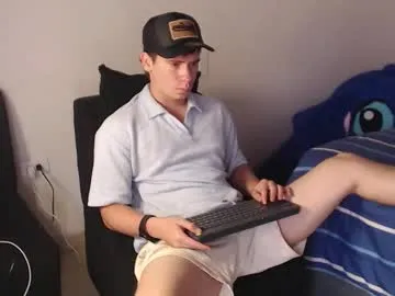 Harry_brown2324 from Chaturbate