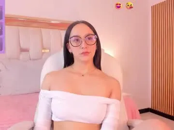 Hazel_ross_tcw from Chaturbate